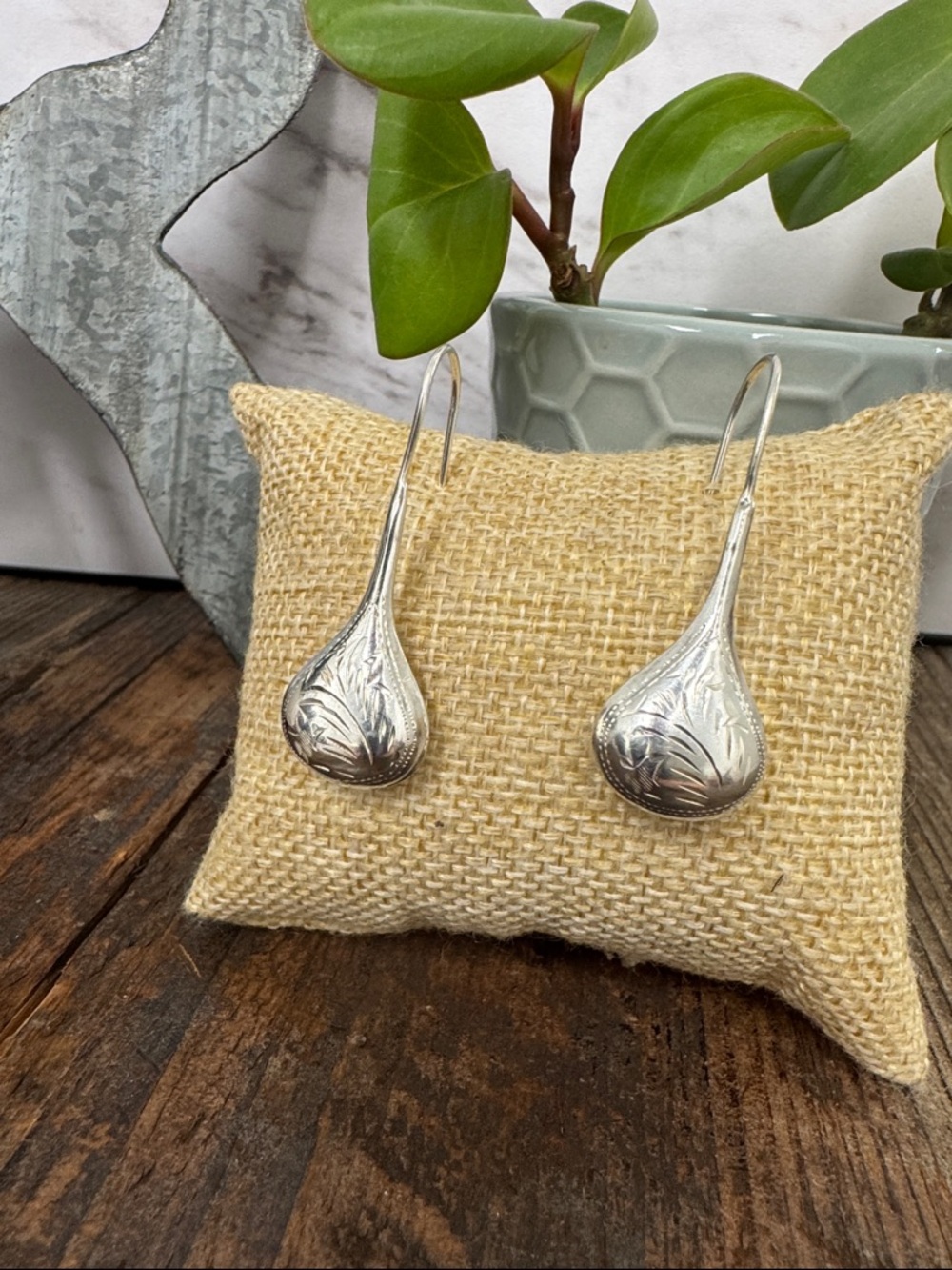 Puffed Silver Floral Etched Raindrop Dangle Earrings